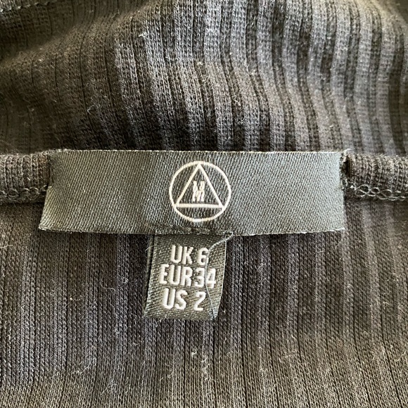 Missguided Black Cropped Tank - Picture 4 of 5